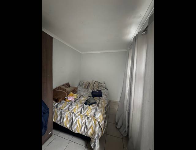 5 BEDROOM FREESTANDING FOR SALE IN TABLE VIEW